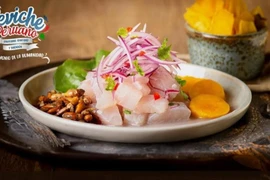 Le ceviche péruvien, ou simplement ceviche, est le plat national du Pérou et a été reconnu par l'UNESCO comme patrimoine culturel immatériel de l'humanité. Photo: ambassade du Pérou au Vietnam