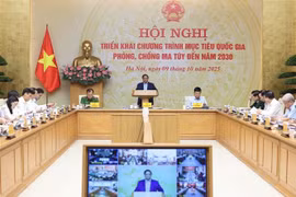 Le Premier ministre Pham Minh Chinh préside une conférence nationale sur le Programme cible national de prévention et de lutte contre les drogues à l’horizon 2030. Photo: VNA