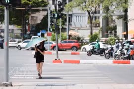 Un épisode caniculaire intense est en cours au Vietnam, avec des températures qui pourraient dépasser les 40 degrés Celsius dans certaines régions. Photo: VNA