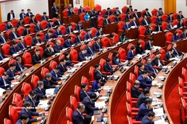 Délégués participant au deuxième plénum du Comité central du Parti du 14e mandat. Photo : VNA