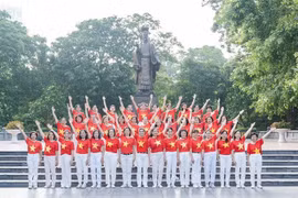 Près de 10.000 personnes sont attendues à Hanoï pour participer en présentiel à l’événement de marche «Marche en avant avec le Vietnam». Photo: NDEL