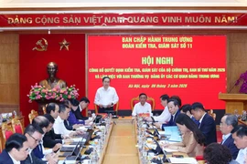 Le membre du Politburo, secrétaire du Comité du Parti de l’Assemblée nationale et président de l’Assemblée nationale, Trân Thanh Mân, s’exprime lors de la conférence, à Hanoi, le 9 mars. Photo : VNA