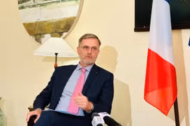 L’ambassadeur de France au Vietnam Olivier Brochet. Photo: VNA