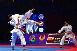 L’équipe féminine vietnamienne de kata lors de sa performance victorieuse aux championnats d’Asie. Photo : AKF