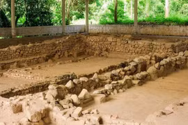 Fouilles archéologiques dans le vestige national spécial d’Óc Eo-Ba Thê, dans le district de Thoai Son, province de An Giang. Photo : VNA