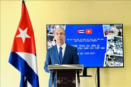 L’ambassadeur de Cuba au Vietnam, Rogelio Polanco Fuentes, lors de la conférence de presse, à Hanoi, le 22 décembre. Photo : VNA