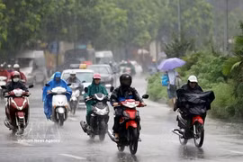 Après une vague de chaleur exceptionnelle dans le Nord, orages, pluies et nette baisse des températures sont à attendre. Photo: VNA