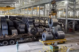 Le secteur de la transformation et de la fabrication est restée un moteur de croissance pour l’ensemble de l’économie. Photo: VNA