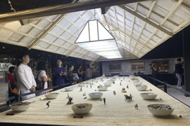 Inauguré jeudi, le musée du pho offre aux visiteurs vietnamiens et étrangers un lieu pour découvrir le pho, plat national du Vietnam, et en apprécier les saveurs. Photo : VNA