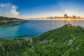 Mui Dien, l’un des deux premiers endroits du Vietnam à accueillir le lever du soleil. Photo: Vietjetair