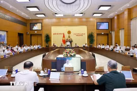 Le président de l'Assemblée nationale, Trân Thanh Mân, s'exprime en ouverture de la 49e session du Comité permanent de l’Assemblée nationale. Photo : VNA