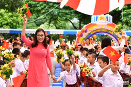 Ce 5 septembre marque le coup d’envoi officiel de l’année scolaire 2024-2025 pour environ 25 millions d’élèves et d’étudiants à travers tout le Vietnam. Photo: Vietnamnet