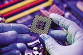 L'industrie des semi-conducteurs représente à la fois un défi et une formidable opportunité pour le Vietnam. Photo : baodautu.vn
