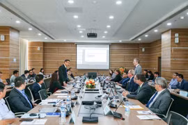 Présence des représentants du ministère des Sciences et des Technologies et de l’Agence internationale de l’énergie atomique à l’événement. Photo : VNA