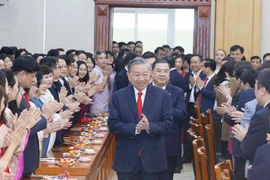 Le secrétaire général du Parti, Tô Lâm, se rend au Bureau du Comité central du Parti, le 23 février. Photo : VNA