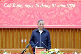 Le secrétaire général du Parti, Tô Lâm, s’exprime lors de la réunion de travail avec le Comité du Parti de la province de Cao Bang, le 28 janvier. Photo : VNA