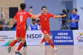Le Vietnam s'impose contre l'Australie et décroche la médaille de bronze lors du Championnat de futsal de l’ASEAN 2026 en Thaïlande. Photo: VFF