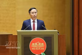 Le gouverneur de la Banque d’État du Vietnam, Pham Duc Ân, devant la session extraordinaire de l’Assemblée nationale, à Hanoi, le 5 août. Photo : VNA