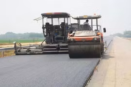 Les projets de transport clés doivent respecter le calendrier. Photo : VietnamPlus