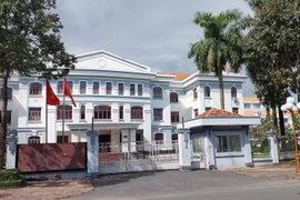 Le Premier ministre Pham Minh Chinh a demandé aux autorités de finaliser rapidement la gestion et la mise en service des bureaux et terrains excédentaires résultant de la réorganisation de l’appareil administratif. Photo: VNA