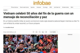 Capture d'écran de l'article intitulé «Le Vietnam célèbre les 50 ans de la fin de la guerre avec un message de réconciliation et de paix» sur le site argentin Infobae. Photo: VNA