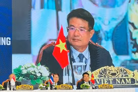 Le procureur général du Parquet populaire suprême du Vietnam, Nguyên Huy Tiên lors de la cérémonie de signature de la Déclaration de Sanur Bali. Photo : VNA