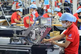 Le Vietnam devient un aimant en termes d'investissements directs étrangers. Photo : VNA