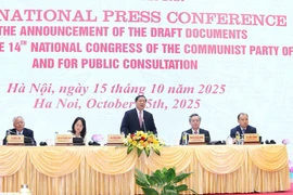 Vue de la conférence de presse internationale sur l'annonce des projets de documents à soumettre au 14e Congrès national du Parti pour la consultation publique. Photo: VNA