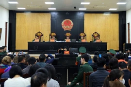 Vue du procès en première instance devant le Tribunal militaire de la région militaire 5, le 6 janvier. Photo : VNA