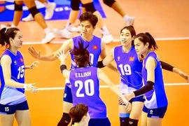 Les volleyeuses vietnamiennes participent au tournoi d’Asie du Sud-Est. Photo : SGGP