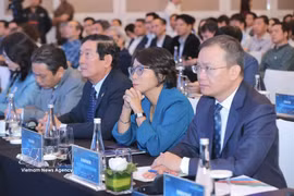 Délégués participant au Sommet vietnamien de l’économie du sport 2026 (VSES 2026), à Hanoi, le 27 mars. Photo : VNA