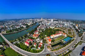 La ville de Mong Cai vue d'en haut. Photo: cafebiz.vn