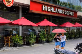 Highlands Coffee figure parmi les chaînes de cafés possédant le plus grand nombre de points de vente au Vietnam. Photo : VNA