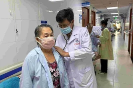 Les admissions de patients atteints de maladies infectieuses en hausse à l’hôpital Thông Nhât, à Hô Chi Minh-Ville. Photo : laodong.vn