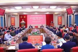 Vue de la première réunion du Conseil central de la théorie, à Hanoi, le 17 mars Photo : VNA