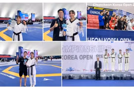La combattante vietnamienne Bac Thi Khiêm célèbre sa victoire au Chuncheon Korea Open 2026, le 22 juillet. Photo : ThethaoVietNam