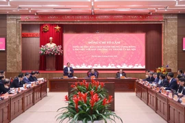 Le Premier ministre Pham Minh Chinh s’exprime lors de la séance de travail avec la permanence du Comité du Parti de Hanoi, le 10 janvier. Photo : VNA