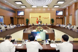 Le président de l’Assemblée nationale, Trân Thanh Mân, prononce le discours d’ouverture de la 2e session du Comité permanent de l’Assemblée nationale. Photo : VNA