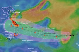 Prévisions de la position et de la direction de la tempête Kalmaegi à 1 h du matin le 3 novembre 2025. Photo : NCHMF