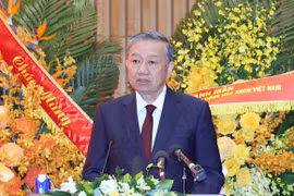 Le secrétaire général du Parti communiste du Vietnam, Tô Lâm, prend la parole lors de l’événement.n à Hanoi, le 21 juillet. Photo : VNA