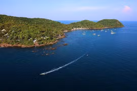 Phu Quôc, paradis tropical en forme de cœur. Photo: VNA