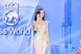 Opal Suchata, Miss Monde en titre, lors de sa récente visite au Vietnam. Photo : Organisateurs