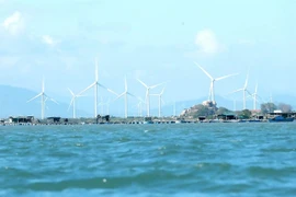 Un projet éolien dans le district de Thuân Bac, province côtière centrale de Ninh Thuân. Photo : VNA