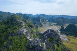 Une vue du sommet de Hang Mua à Ninh Binh. Photo : vietnamtourism