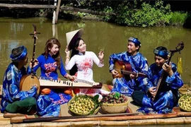 Une représentation du don ca tài tu (chant des amateurs du Sud). Photo: moitruongdulich.vn