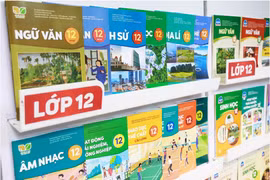 L'ensemble de manuels scolaires "Kêt noi tri thuc voi cuôc sông " (Connecter le savoir à la vie). Photo: dantri.com.vn