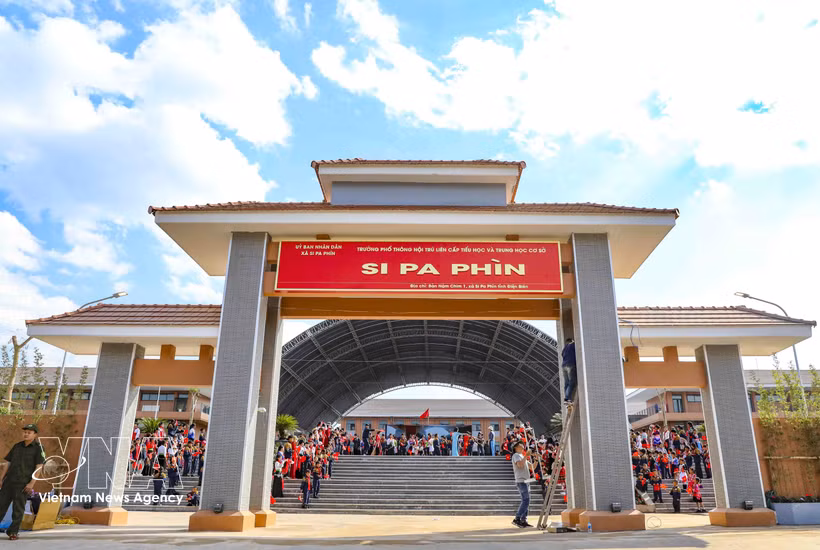 Une école dans la région frontalière de Si Pa Phin, province de Dien Bien, avant son inauguration. Photo: VNA