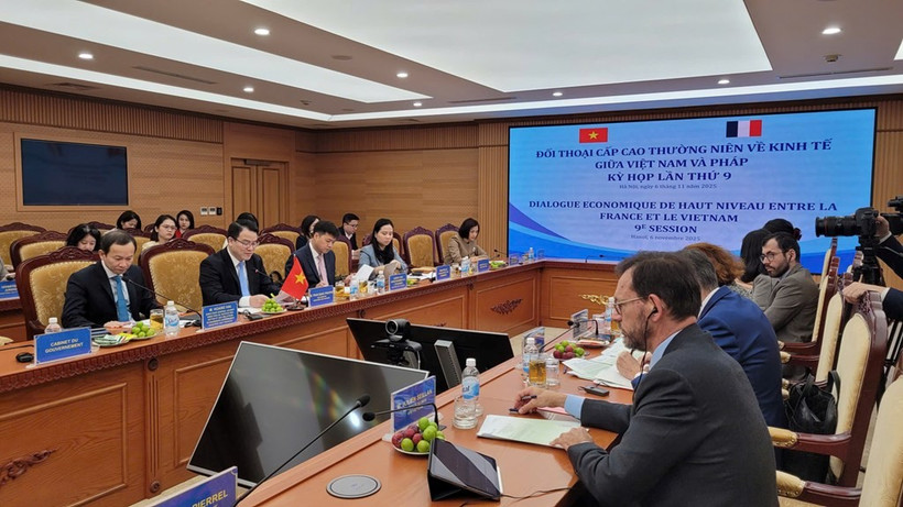 La 9e session du Dialogue économique de haut niveau Vietnam–France se tient le 6 novembre à Hanoï. Photo: VNA