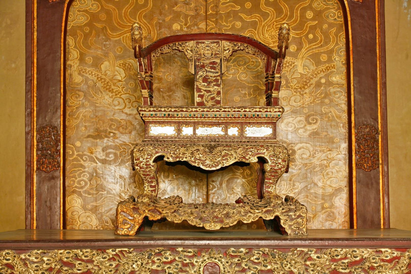 Le trône de la dynastie Nguyên a été reconnu comme trésor national en 2015. Photo: VNA
