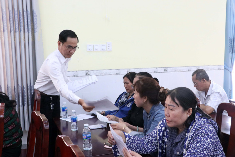 Consultation des pêcheurs sur deux projets de résolution majeurs à l’horizon 2030. Photo: VNA